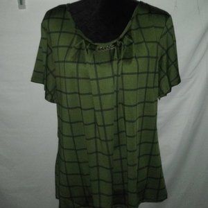 Notations Green Blouse Women's Size 2X. New